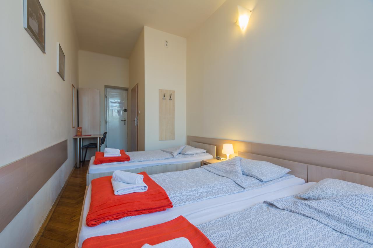 Euro-Room Rooms & Apartments Krasków Εξωτερικό φωτογραφία