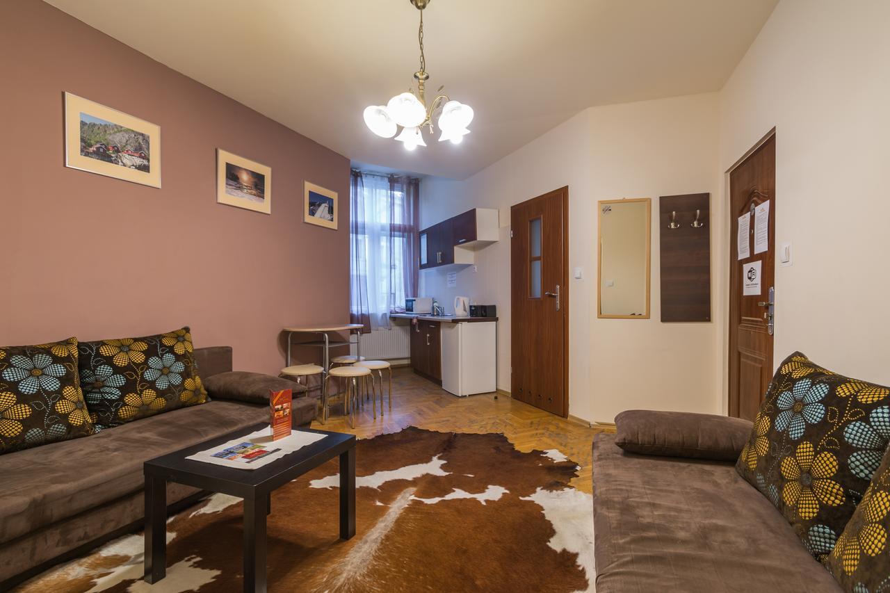 Euro-Room Rooms & Apartments Krasków Εξωτερικό φωτογραφία