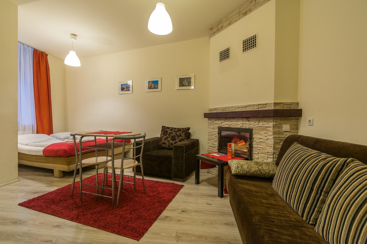 Euro-Room Rooms & Apartments Krasków Εξωτερικό φωτογραφία