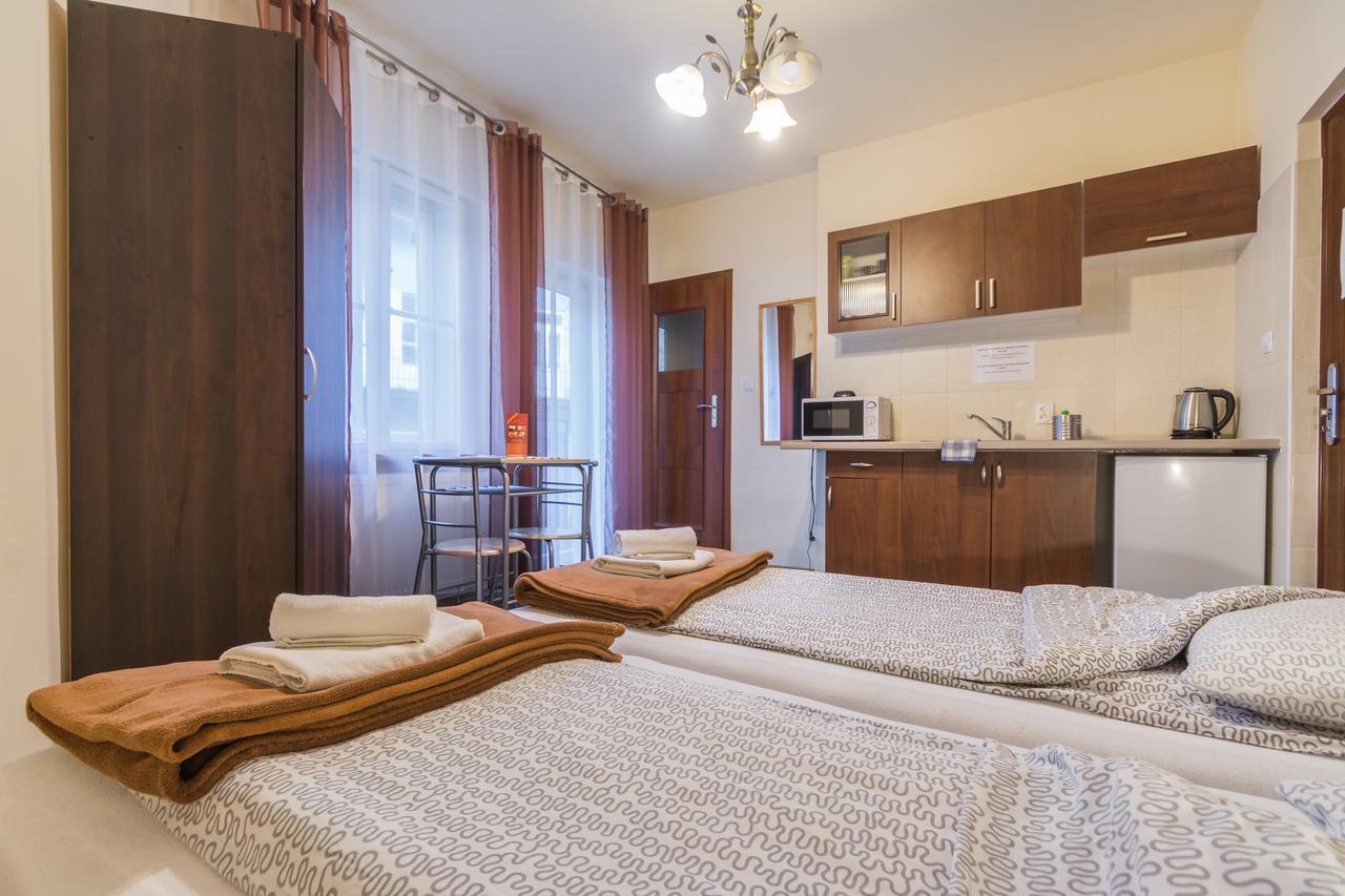 Euro-Room Rooms & Apartments Krasków Εξωτερικό φωτογραφία