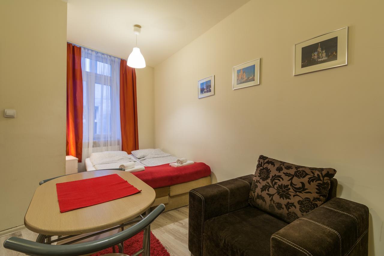 Euro-Room Rooms & Apartments Krasków Εξωτερικό φωτογραφία